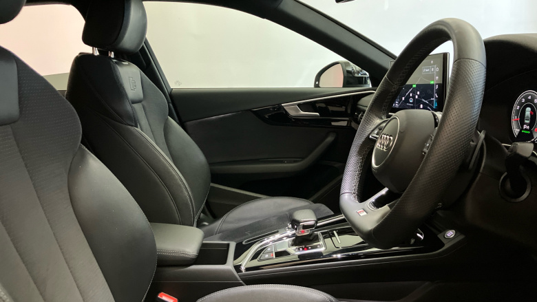 Audi A4 40 TFSI 204 Black Edition 4dr S Tronic Petrol Saloon